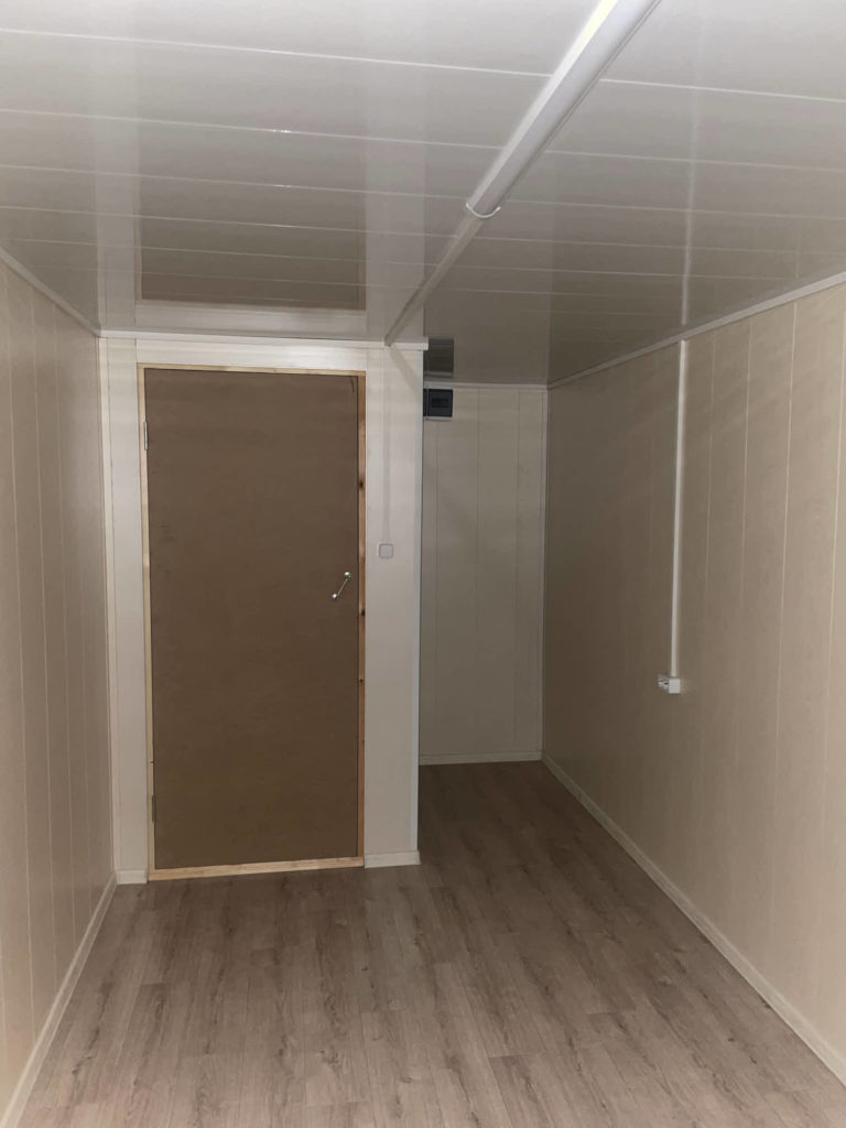 Блок-контейнер БКС-02 с внутренней отделкой МДФ